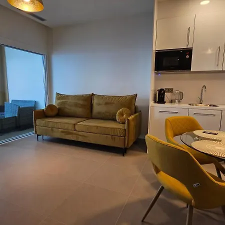 Leon - Vista Al Mar - Intempo Sky Benidorm